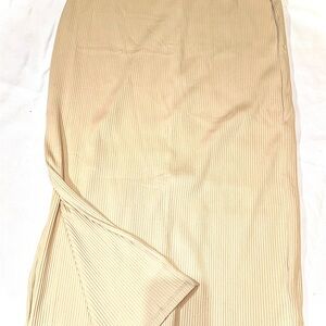 Old Navy Beige Pencil Skirt